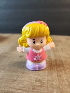 Fisher Price Little People Surprise Sound Home Ersatzfigur Mädchen 2015 - Bild 1 von 11