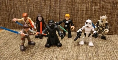 Lote de 7 figuras de héroes galácticos de Star Wars Hasbro Playskool Kylo Ren, Palpatine Foto 1 de 3
