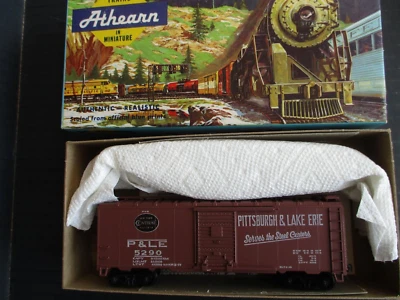 Walthers #6853 P&LE 40' Boxcar w/Kadees HO Scale Pittsburg & Lake Erie #5290 - Image 1 of 4