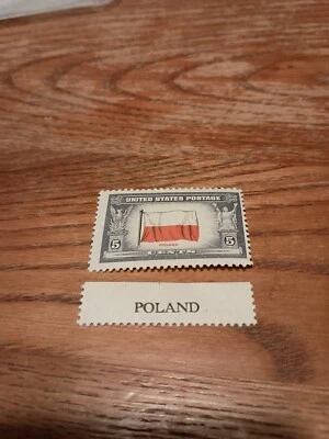 Scott # 909 * 1942-43 Overrun Countries: Poland * 5¢ U.S. Postage Stamp MNH - Image 1 of 2