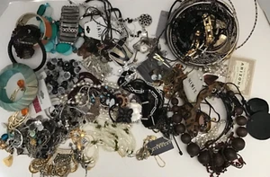 4.5 LBS. JEWELRY LOT VERY GOOD SELECTION - Imagen 1 de 4