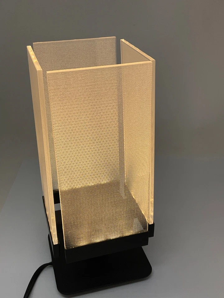 Energizer accent light Model TL02 Black Touch activated dimming - Image 1 of 4