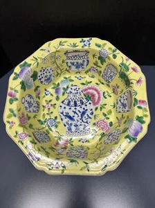 Chinese Export Bowl Famille Rose Yellow Ground With Blue White Vases Jars 13” - Picture 1 of 9