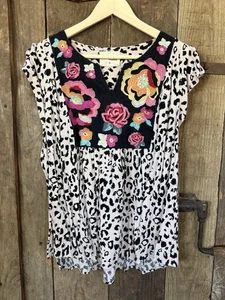 Savanna Jane Top Damen 1X bestickt Blumen Leopard lässig Basic Bluse - Bild 1 von 11