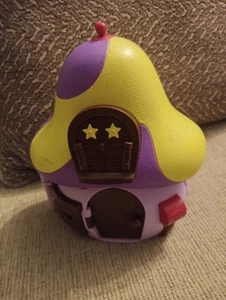 The Smurfs Smurfettes Purple Mushroom House Playset Peyo 2009 LAFIG Jakks China - Picture 1 of 5