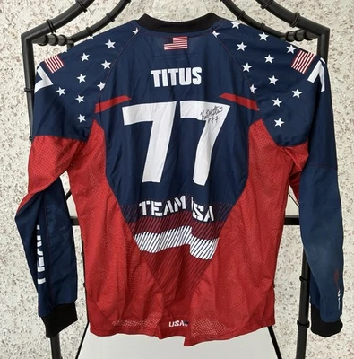 Camiseta deportiva de paintball autografiada Titus 77 del equipo de Estados Unidos 2019 USAPBF camiseta de campo mediana Foto 1 de 4