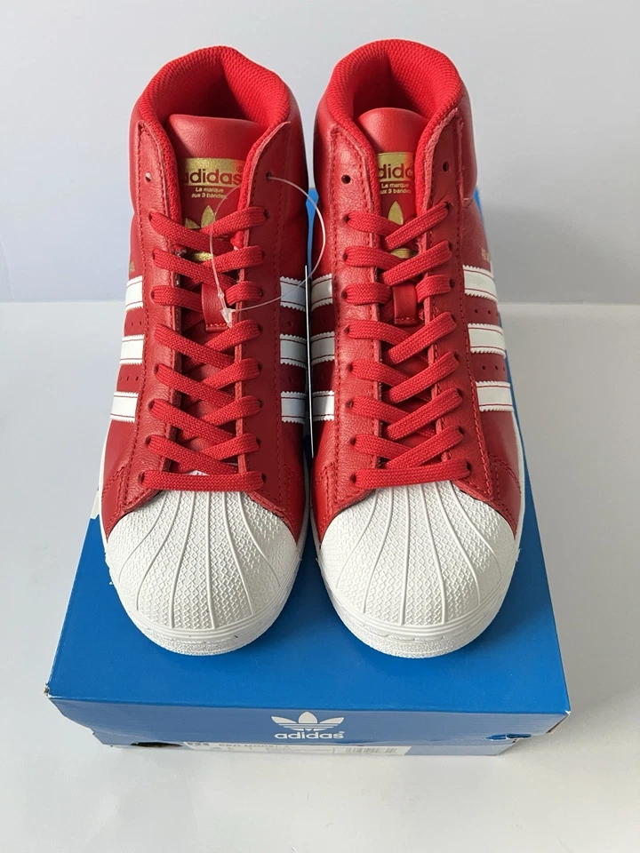 Kids Adidas Red And White Leather Sneakers — 第 1/4 张图片