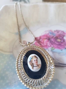 Vintage Porcelain Cameo Portrait Necklace - Picture 1 of 6