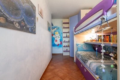 Cameretta Moretti Compact con letto a castello ,scrivania e armadio angolare - Immagine 1 di 4