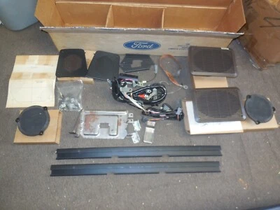 NOS 1986-1989 Ford Bronco II Stereo Installation Kit E7TZ-18814-G - Image 1 of 4