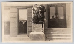 Antique Just Married Wedding Photo Snapshot Early 1900s Couple Sepia Vintage - Picture 1 of 2