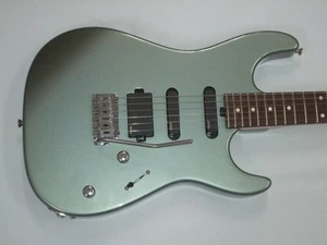 Sadowsky TYO Modern Edge Strat Electric Guitar Used Free shipping from Japan - Picture 1 of 11