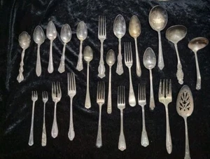 Antikes Silberbesteck gemischt 24 Teile Lot Service Oneida Tudor Rogers Schilf - Bild 1 von 15
