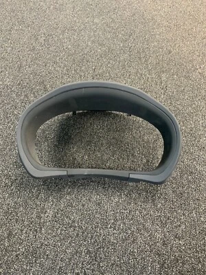 Cuadro de instrumentos Subaru 2008-2014 OEM bisel de ajuste solo se adapta a WRX STI y Forester Foto 1 de 3