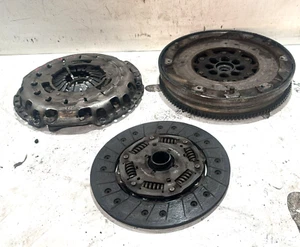 324051610 Kit De Embrague / Volante BMW X3 2.0 Diesel 2007 Piezas Usadas - Imagen 1 de 6
