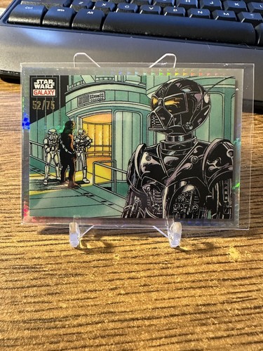 2023 Topps Chrome Star Wars Galaxy #27 A Plan In Action Prism 52/75 Chewbacca