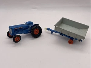 Vintage Lesney-Matchbox K-11 -A King Size Set Fordson Tractor with Farm Trailer - Picture 1 of 7