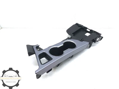 Cadillac CT4 2020-2025 consola central portavasos bandeja bisel panel de ajuste OEM #NOTA Foto 1 de 4