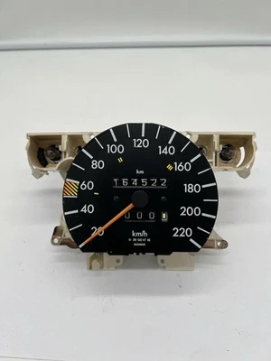 Original Mercedes-Benz W 201, 190 Tacho, 2015424766, 220 kmh geprüft top Zustand - Bild 1 von 3