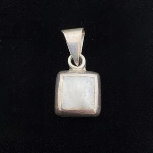 Vintage Mexiko Taxco 925 Sterlingsilber Anhänger weißer Mondstein signiert TO-01 Indianer - Bild 1 von 9