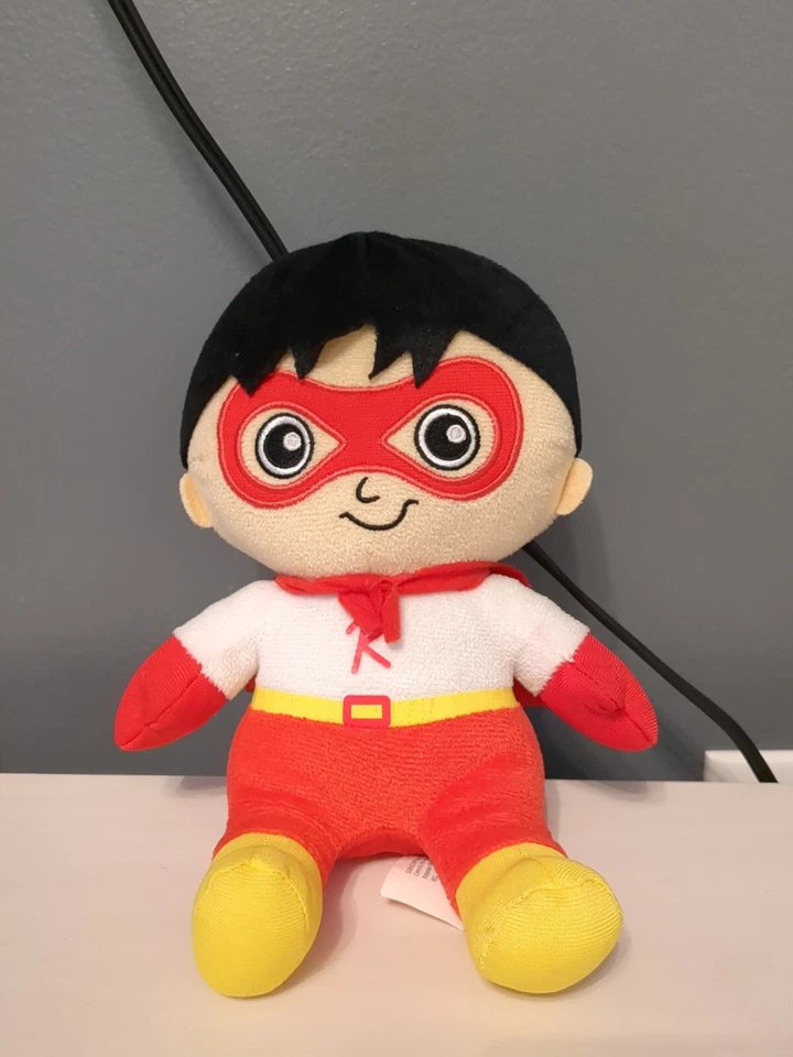 7" Ryan’s World Red Titan Hero Plush Stuffed Figure Toy Gift Ryans Boys Kids Foto 1 de 4