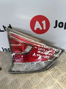 Nissan X-Trail T32 2013 - 2017 luz de freno trasero del lado del pasajero completa - Imagen 1 de 3