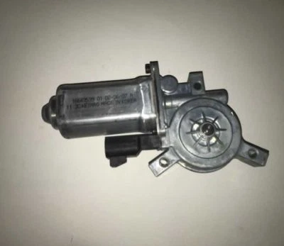 1997-2008 MONTANA RELAY UPLANDER RIGHT SIDE FRONT WINDOW MOTOR 780 - Image 1 of 3