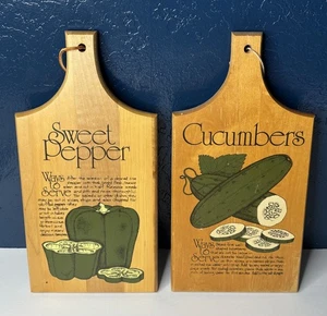Vintage bemaltes Holz Schneidebrett Gurken/Paprika Serviermöglichkeiten  - Bild 1 von 6