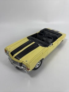 Maisto 1972 Yellow Chevy Chevelle SS Convertible 1:18 Scale Model Car FOR REPAIR - Picture 1 of 13