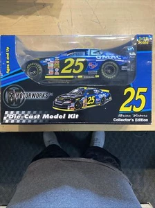 Brian Vickers Motorworks Die Cast Nascar GMAC #25 Model# (41117) - Picture 1 of 8