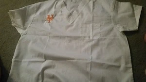 2016 NEW YORK METS MEDICAL SCRUB TOP shirt nurse DR assistant SGA RARE XL Hot - Picture 1 of 2