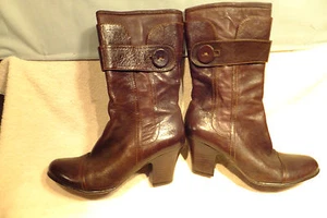 Born Crown braune Lederstiefel mit Kappe und seitlichem Reißverschluss 3" Absatz Größe 8,5 M/40 ziemlich schön - Bild 1 von 7