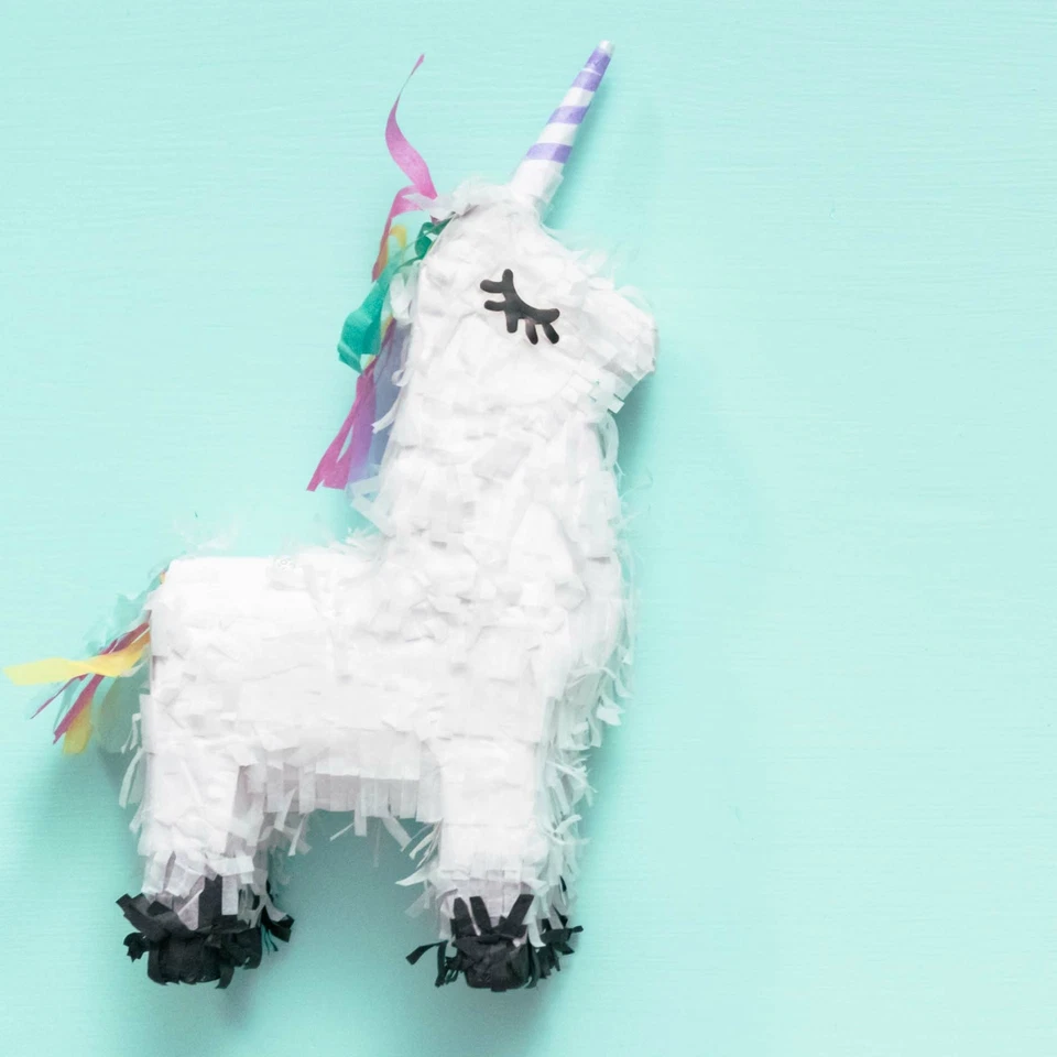 Einhorn-Pinatas