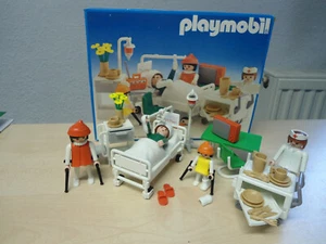 Playmobil Klicky Set 3495 " Krankenzimmer" gebraucht - Bild 1 von 6
