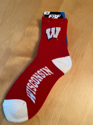 NWT FOR BARE FEET FBF WISCONSIN UNIVERSITY BADGERS CREW SOCKS MENS 5-12 Cover