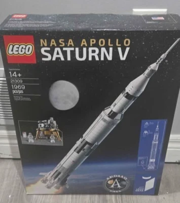 LEGO Ideas: NASA Apollo Saturn V (21309) - Sealed New & Retired - Image 1 of 2
