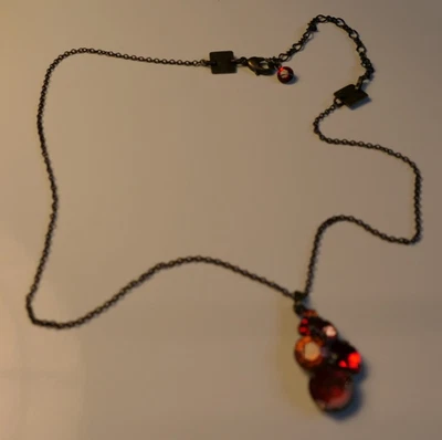 schöne KONPLOTT Halskette bis 48 cm lang, Bronzefarben viele Kristalle neuwertig - Bild 1 von 3