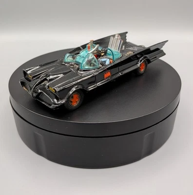 Corgi 267 - Batmobile w/ Batman & Robin (Excellent, 1st Issue, 1966) - Image 1 of 4