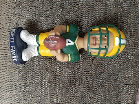Green Bay packers Brett Favre bobblehead Cover