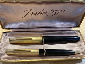Set stilografica e matite vintage Parker 51 con scatola - Foto 1 di 5