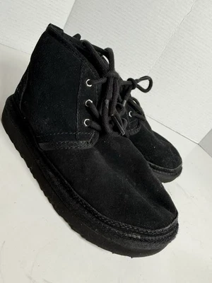 Ботинки UGG Neumel II черные замшевые на шнуровке молодежные детские размер 1 молодежные - Изображение 1 из 4