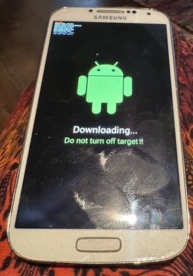 Samsung Galaxy S4 SGH-M919 White (T-Mobile) 16GB  Very Good Used Robot - Image 1 of 3