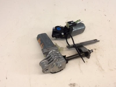 11 12 13 14 15 16 17 18 Audi A8 D4 Quattro Sedan Steering Column Motor Pair N - Image 1 of 4