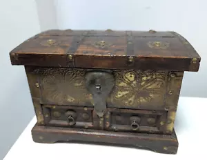 Rajasthani Box Dowry Jewellery Chest Wooden Antique - RSPCA Middlesex/Herts - Picture 1 of 21
