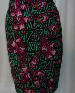 LULAROE CASSIE M, AZTEKEN-BLUMENDRUCK, PFLAUME, AQUA, CREME & SCHWARZER ROCK - Bild 1 von 2