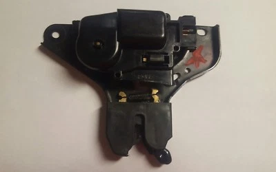 Cadillac CTS 2003-2007 STS 2005-2011 OEM Trunk Lock Latch Actuator Release Lid - Image 1 of 4