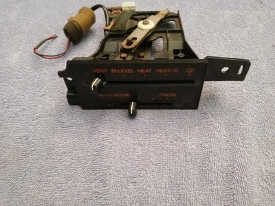 1987-89 Mazda B2000 B2200 Climate Level AC Vent Control Switch Genuine OEM - Image 1 of 4