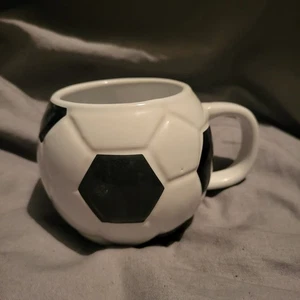 Football Collectable Mug Cup 2005 PG TIPS - Picture 1 of 4
