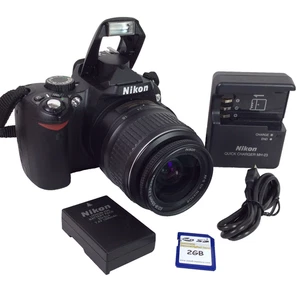 Nikon D60 10.2MP Digital SLR Camera w/ Nikon ED AF-S DX 18-55mm 3.5-5.6G II Lens - Picture 1 of 24