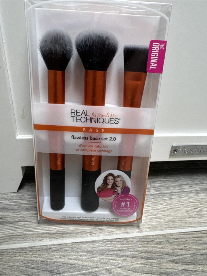 Real Techniques By Sam & Nic Juego Base Impecable 2.0 Juego de Cepillos Nuevo Foto 1 de 1